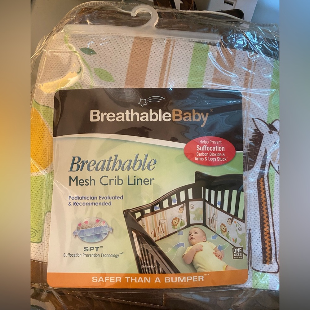 BreathableBaby Mesh Crib Liner in White and Light Green